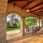 104 - Balatonszárszón 3 Hálószobás Luxus Saját Vízparttal Kiadó Villa Balatonszárszó